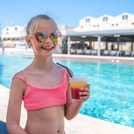 Kiani Family Resort